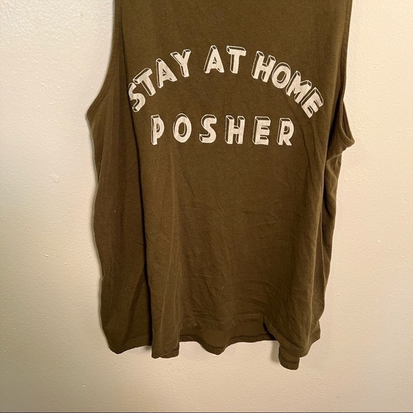 Oscilatey Old Navy Stay At Home Posher Tank Top - Picture 4 of 10